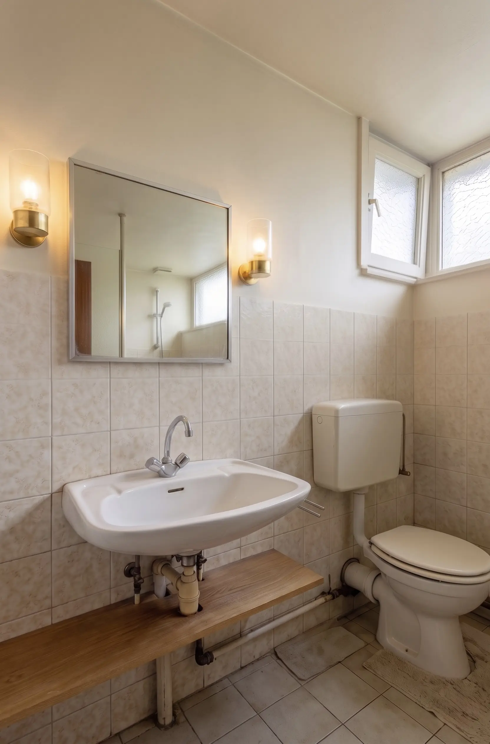 Badkamer voor renovatie mortex